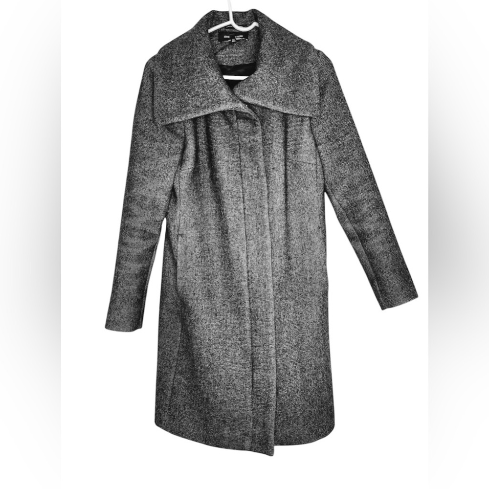 Jones New York Gray Wool Blend Long Pea Coat with Portrait Wing Collar